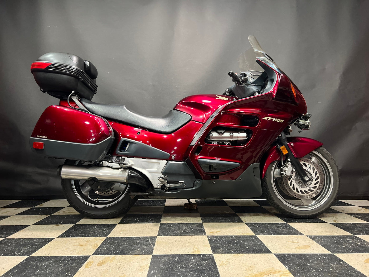 2001 Honda ST1100