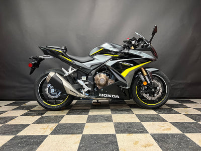 2023 Honda CBR500RA frais de transport et de préparation inclus