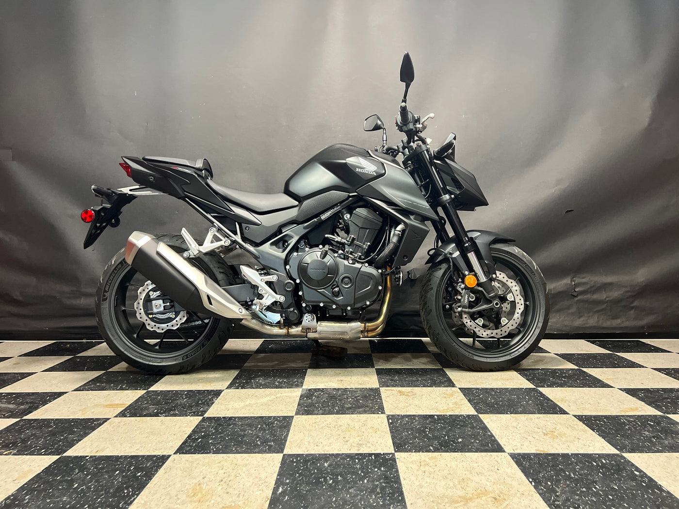2025 Honda CB750A HORNET