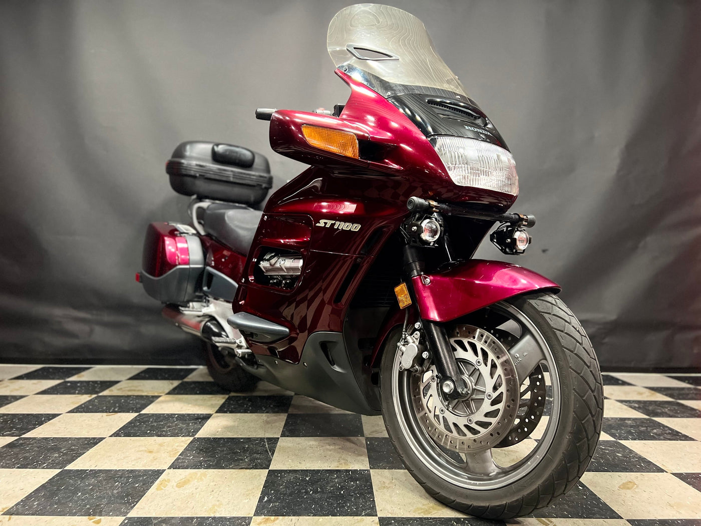 2001 Honda ST1100