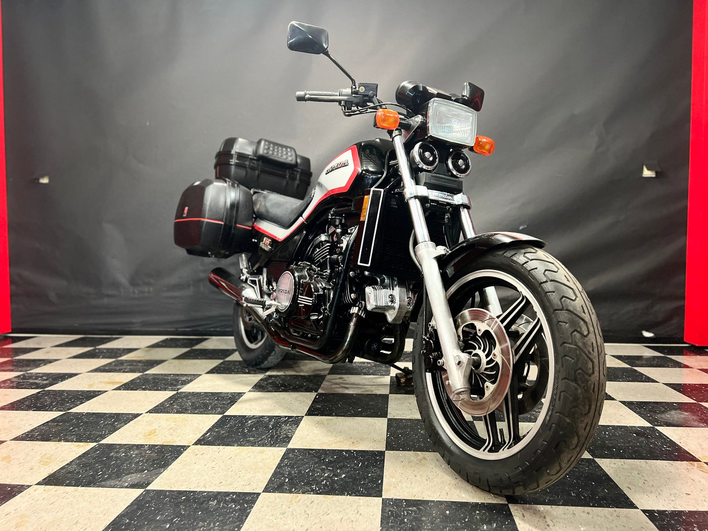 1984 Honda VF1100S SABRE