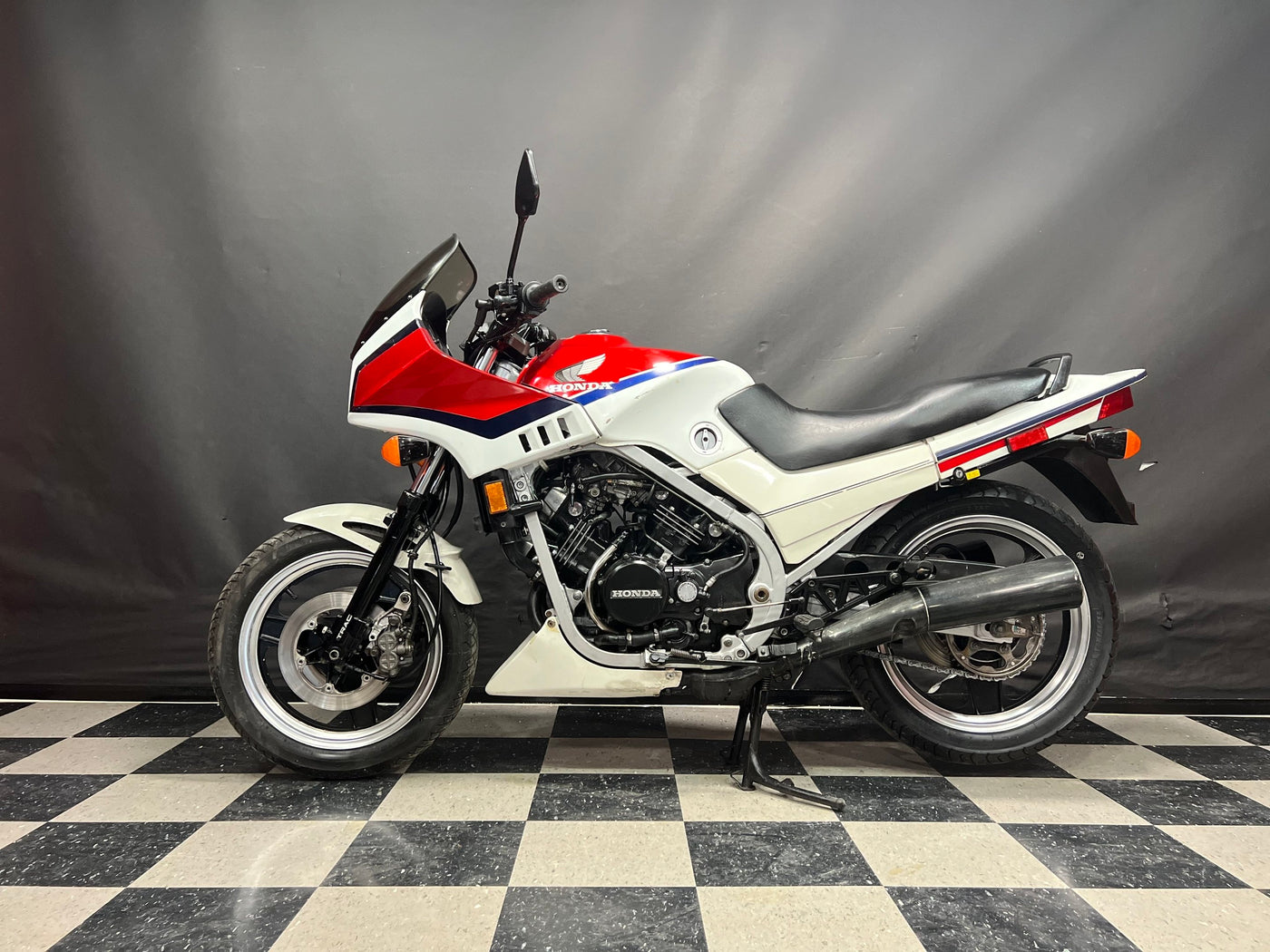 1984 Honda Interceptor VF500F