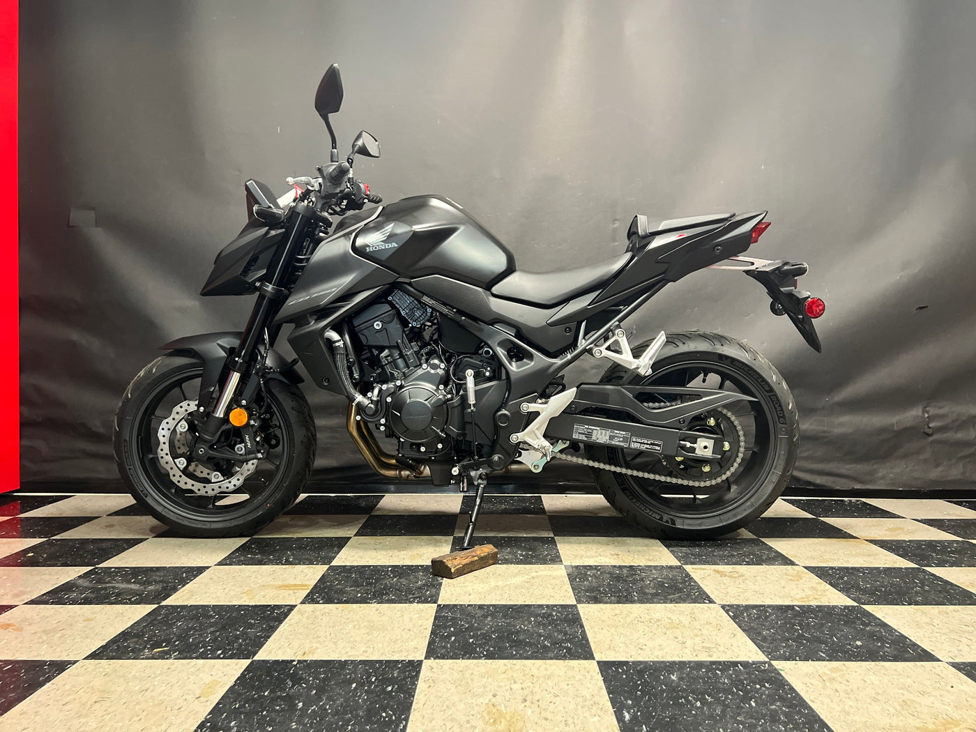 2025 Honda CB750A HORNET
