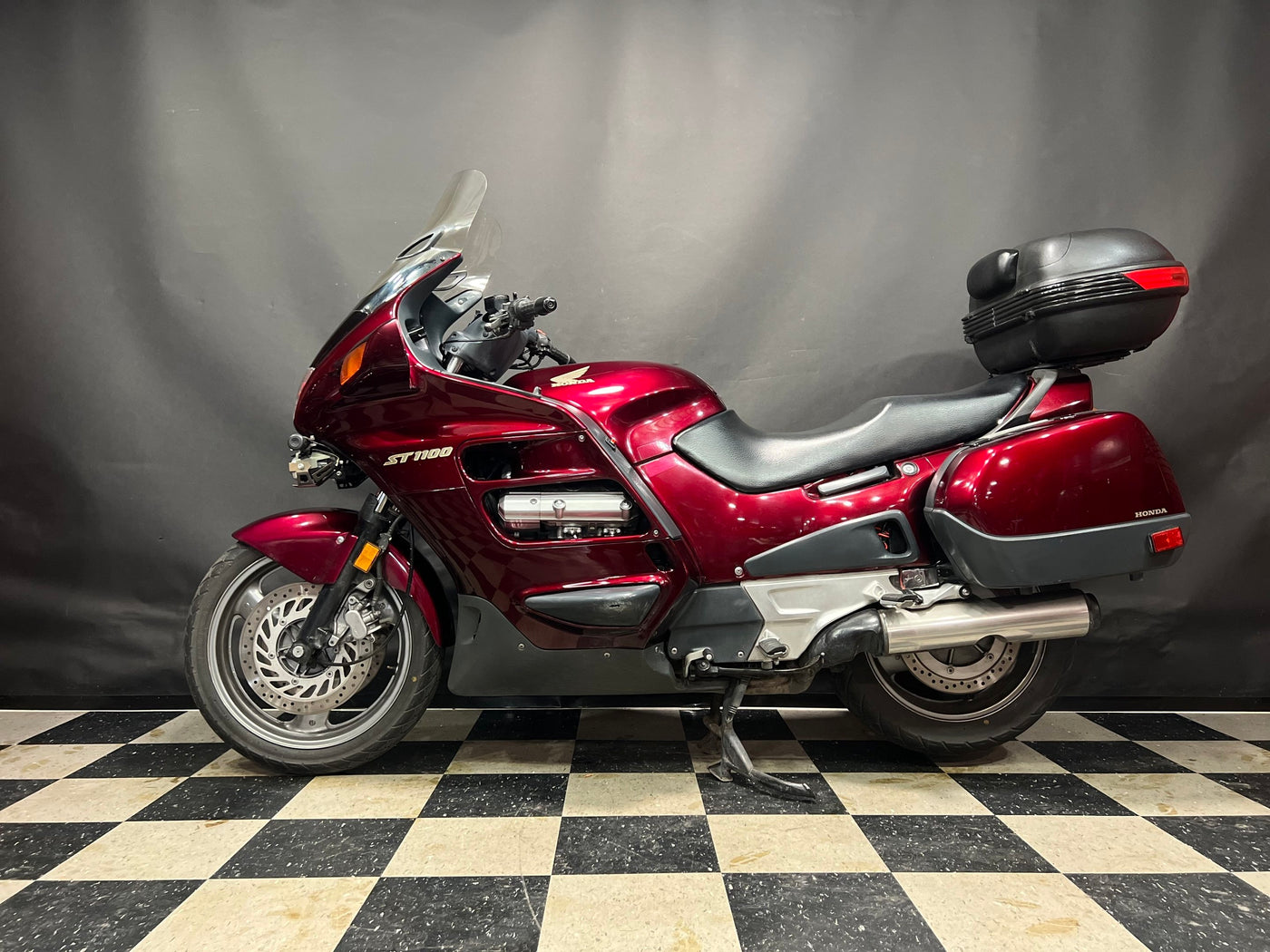 2001 Honda ST1100