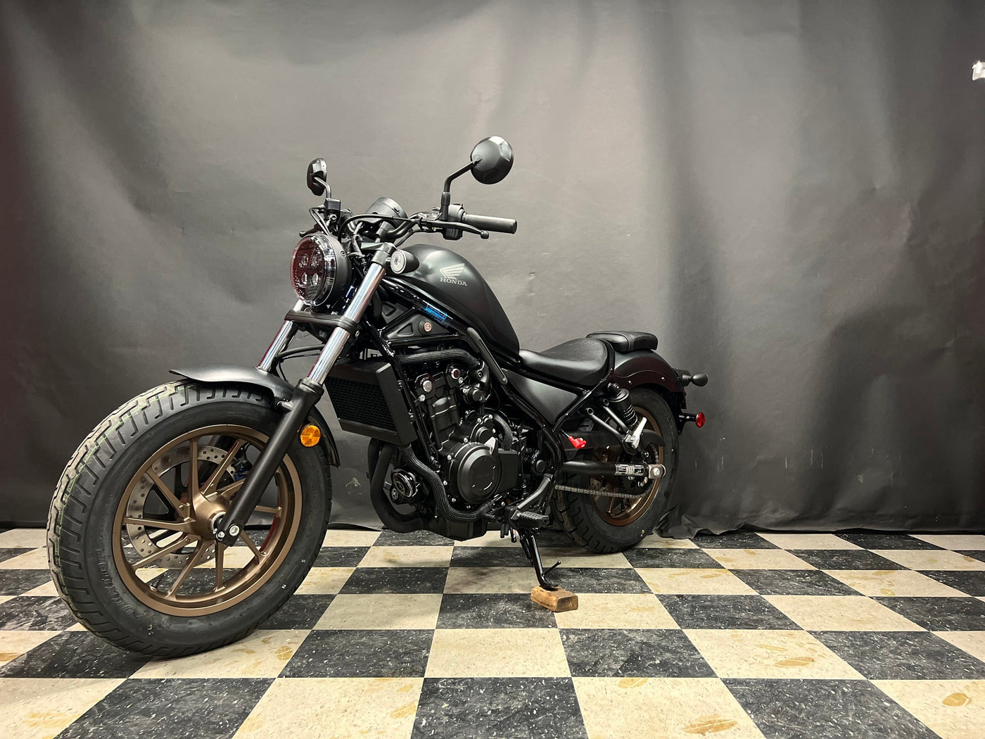 2023 Honda Rebel 500 ABS frais de transport et de préparation inclus