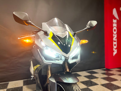 2023 Honda CBR500RA frais de transport et de préparation inclus