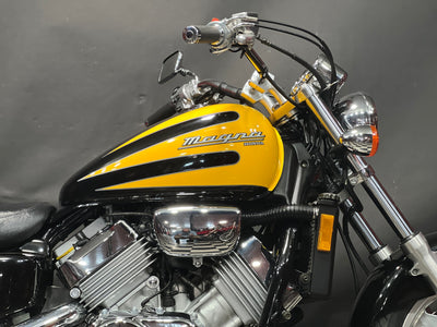 1997 Honda V45 Magna VF750C
