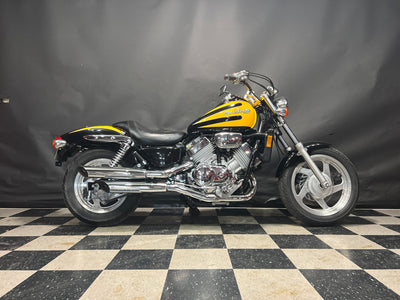 1997 Honda V45 Magna VF750C