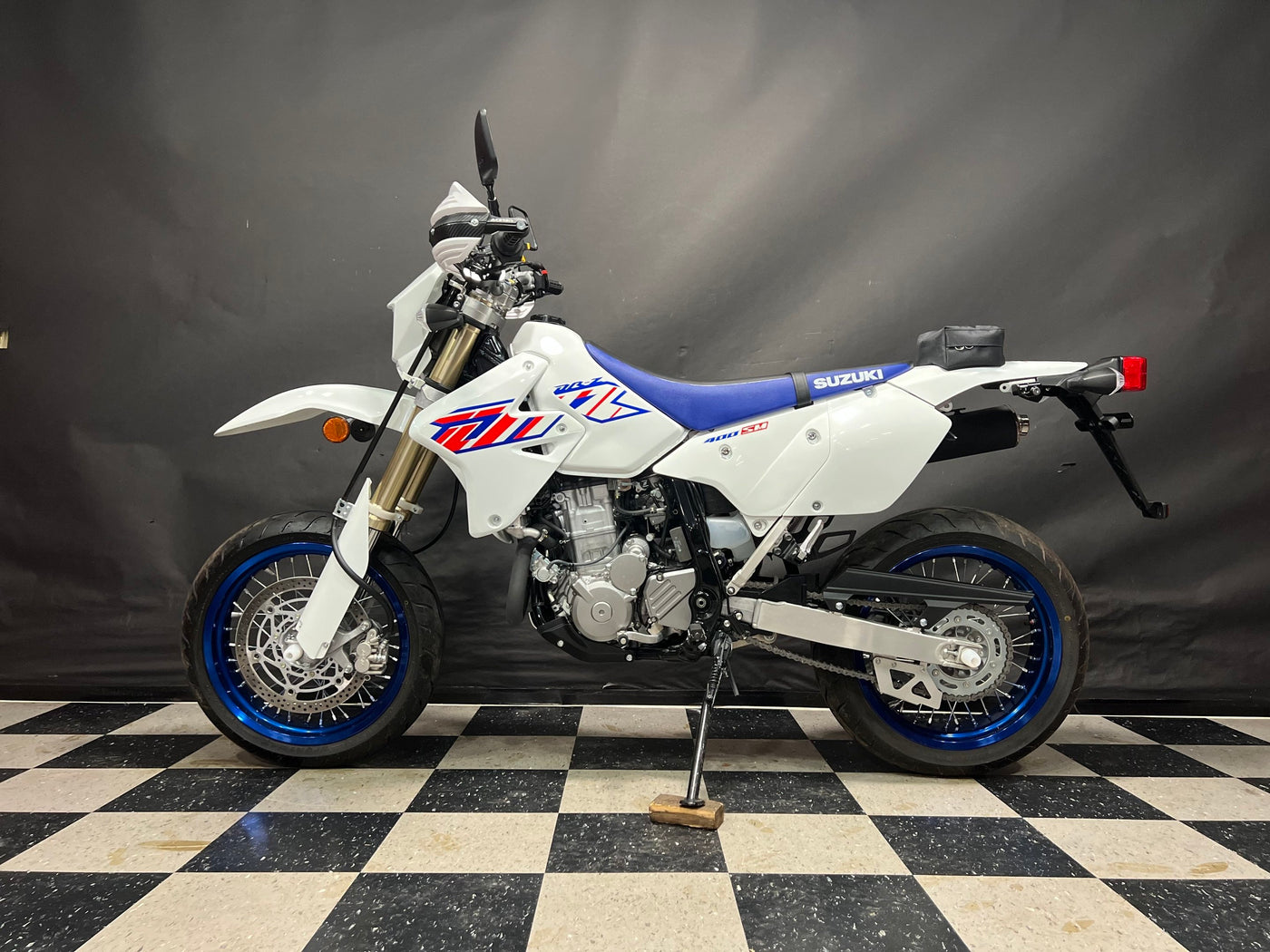 2023 Suzuki DR-Z400SM supermoto