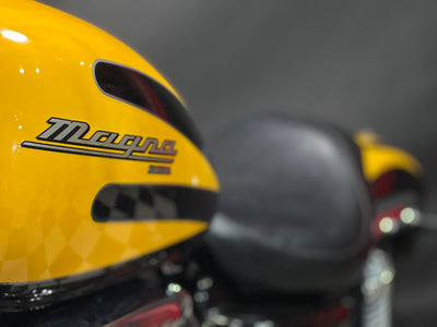 1997 Honda V45 Magna VF750C